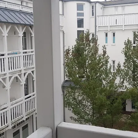 Seepark Apt. 351 *